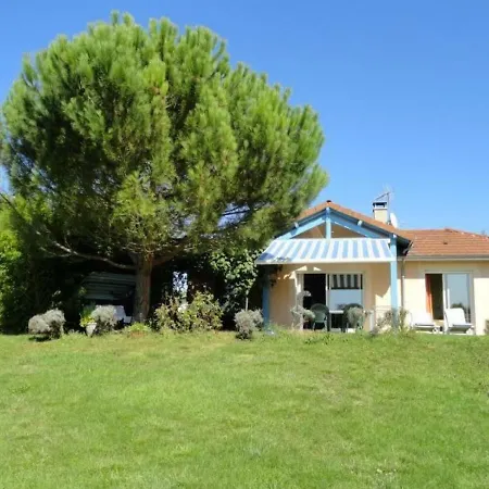 House Le Pavillon Bleu *